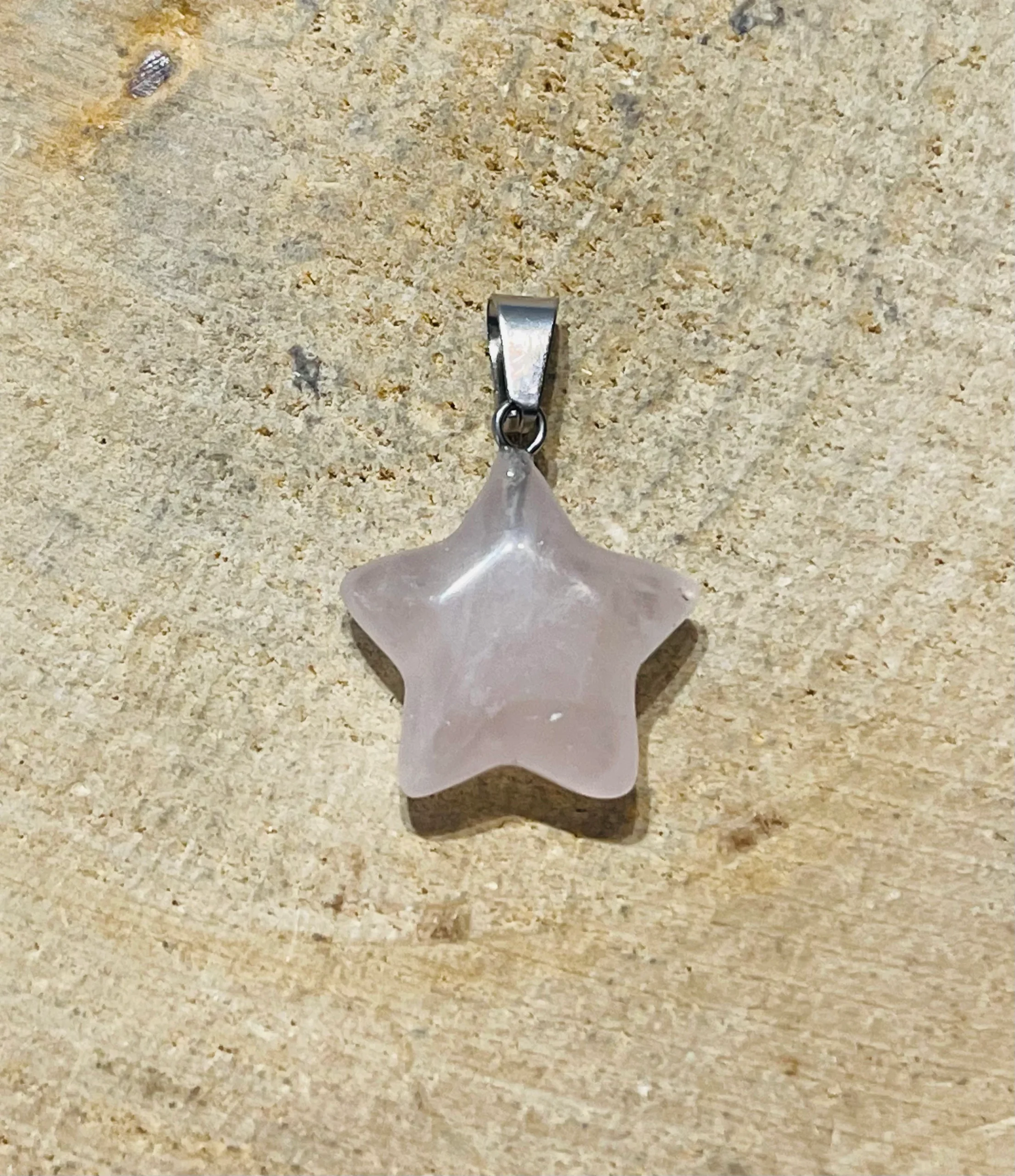 Pendentif Étoile en Quartz rose – Image 2