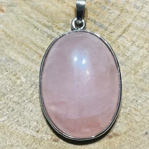 Pendentif en quartz rose