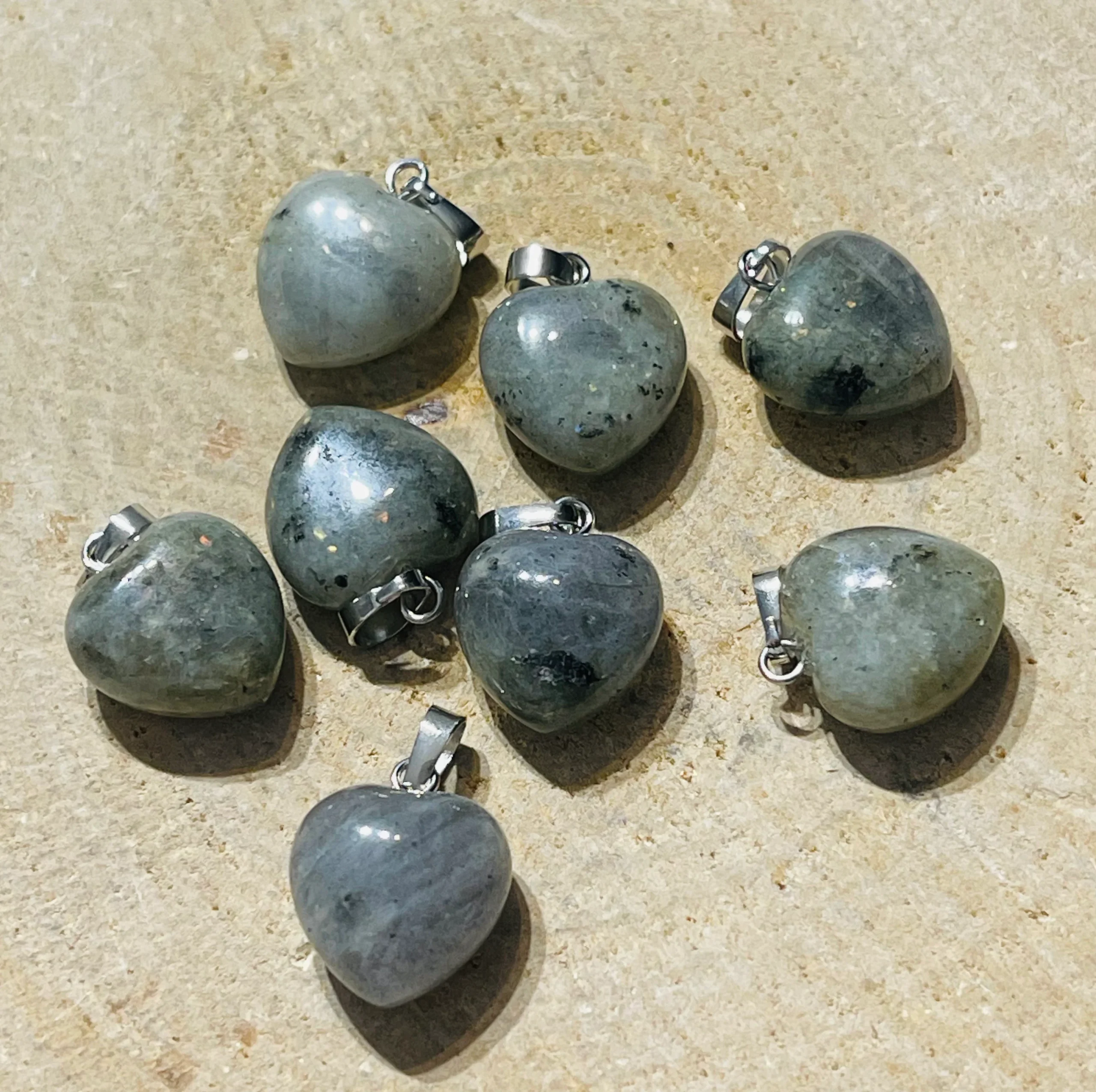 Pendentif en Labradorite en forme de cœur