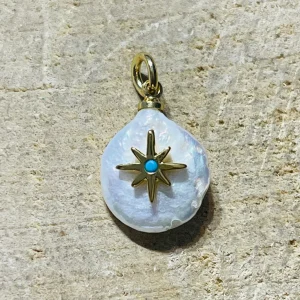Pendentif en perle d’eau douce avec pierre bleue