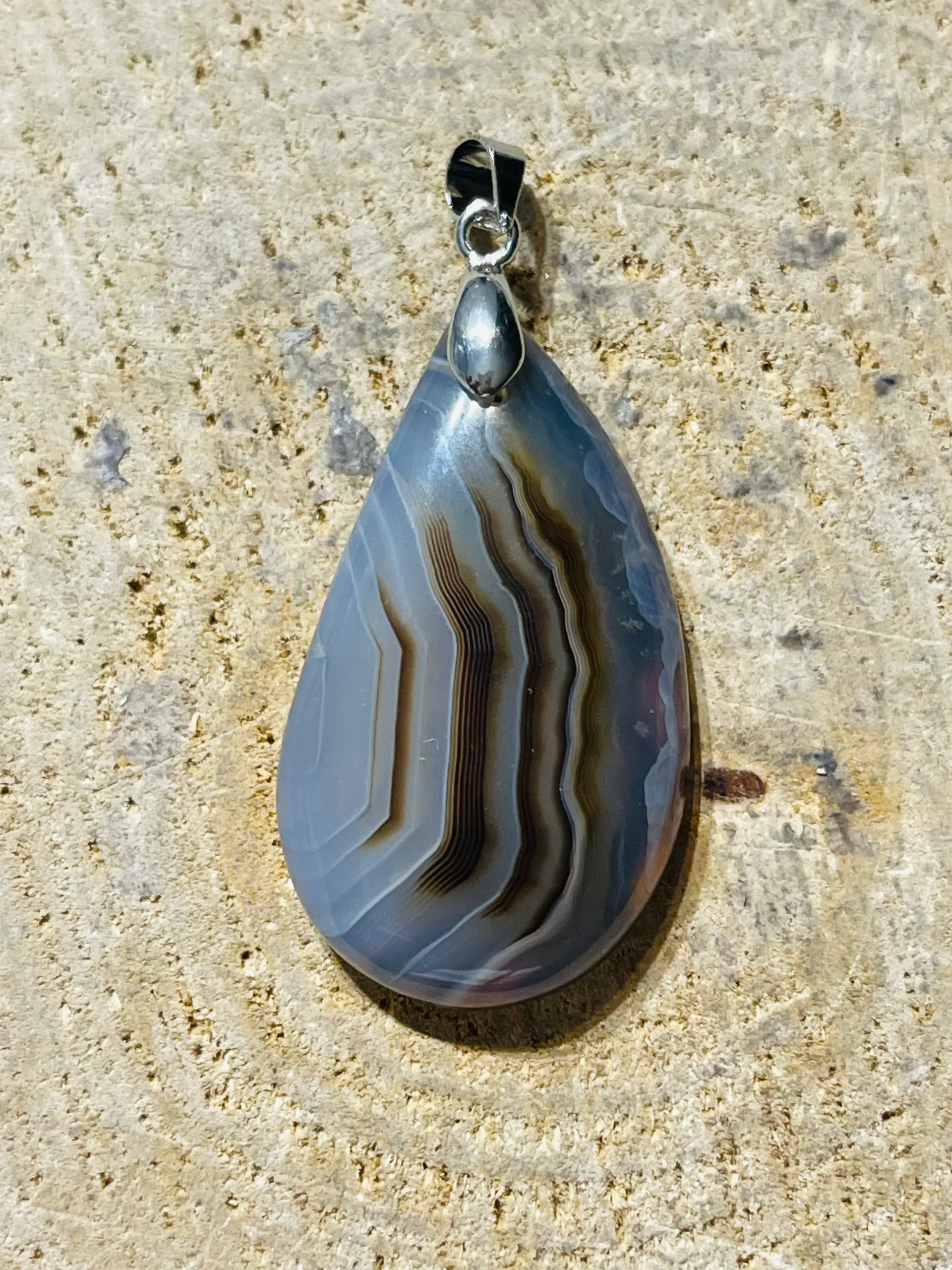 Pendentifs en Agate à bandes au choix (2) – Image 4