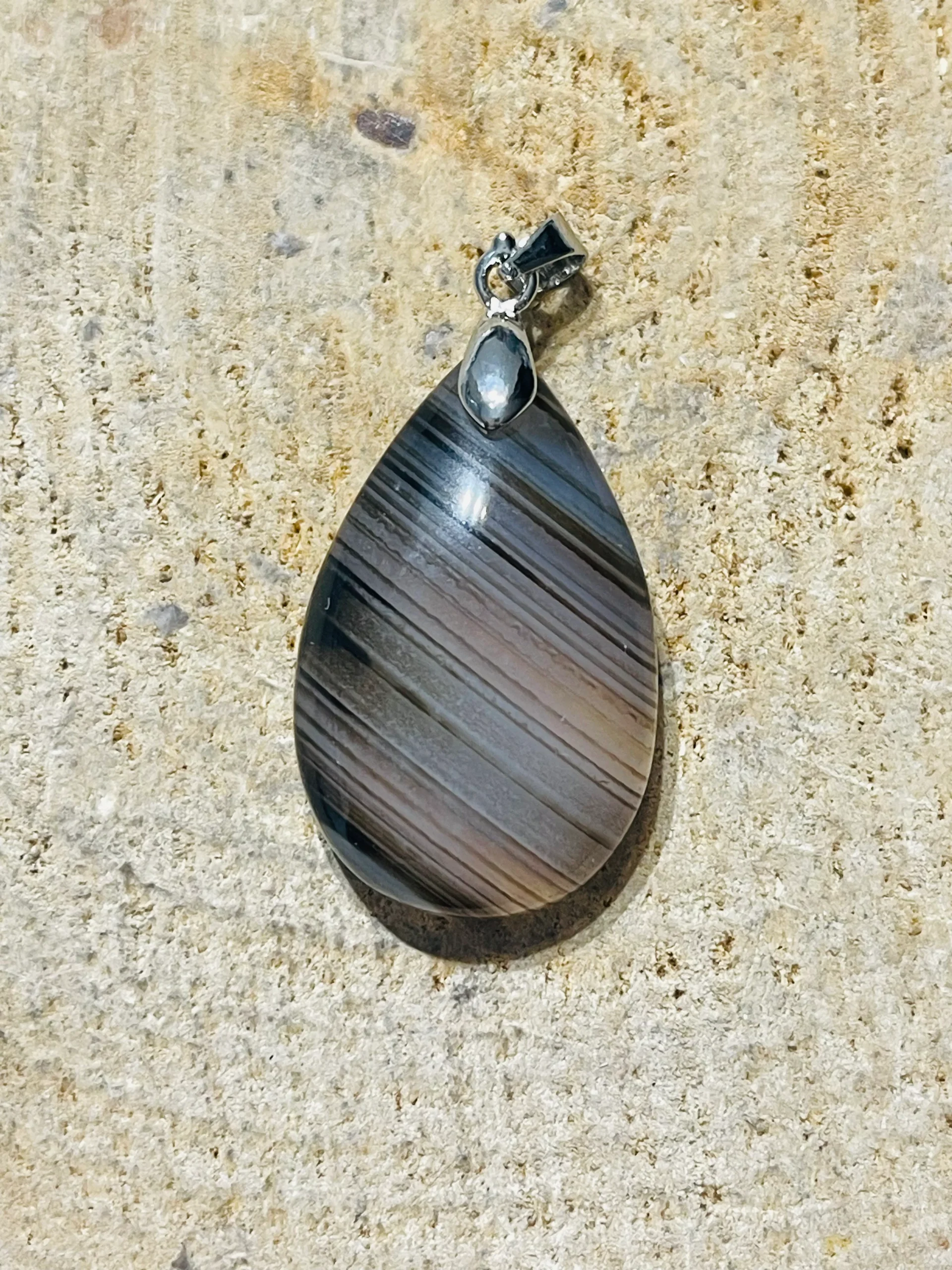 Pendentifs en Agate à bandes au choix – Image 4
