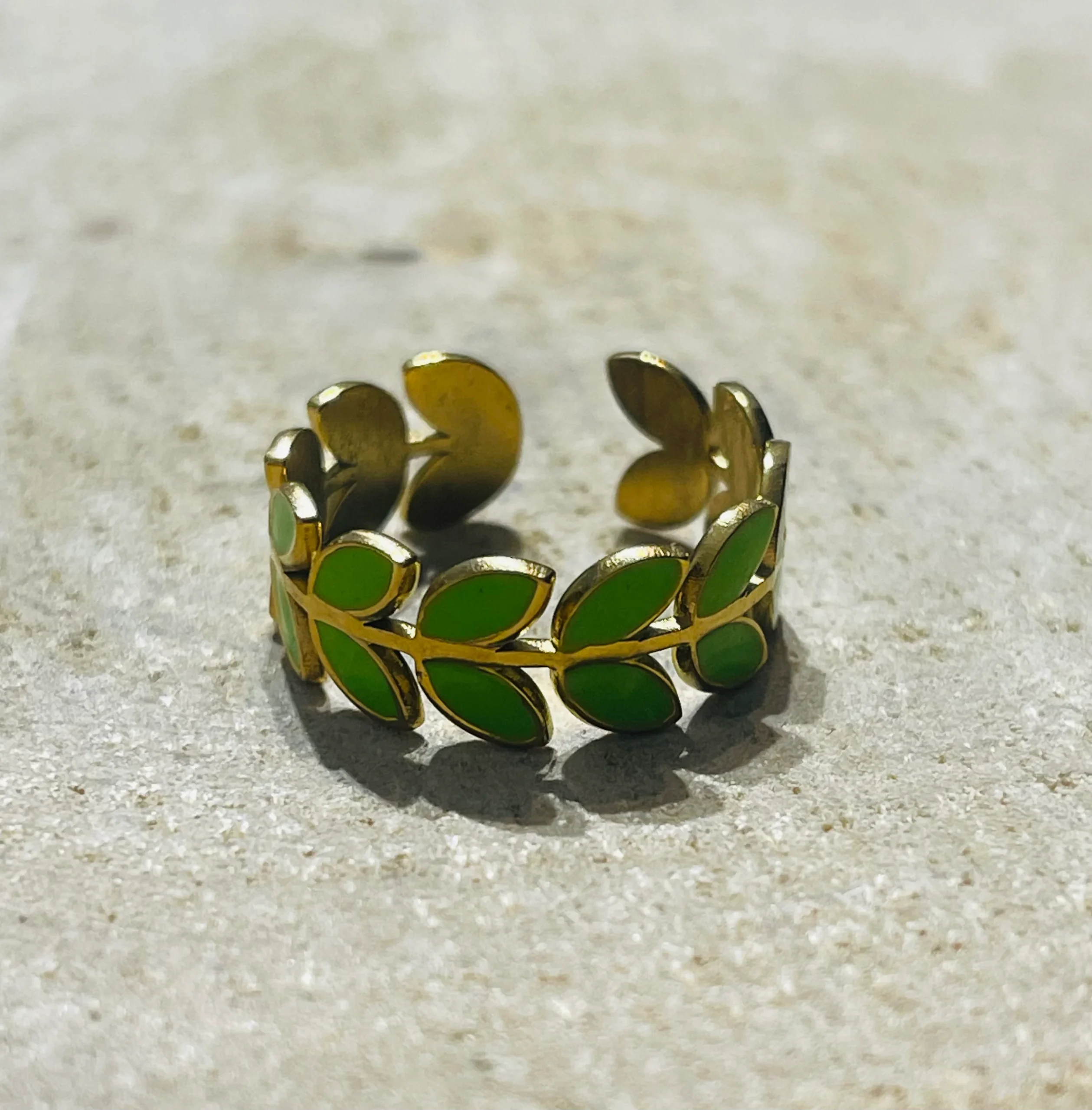 Bague feuille verte, taille réglable