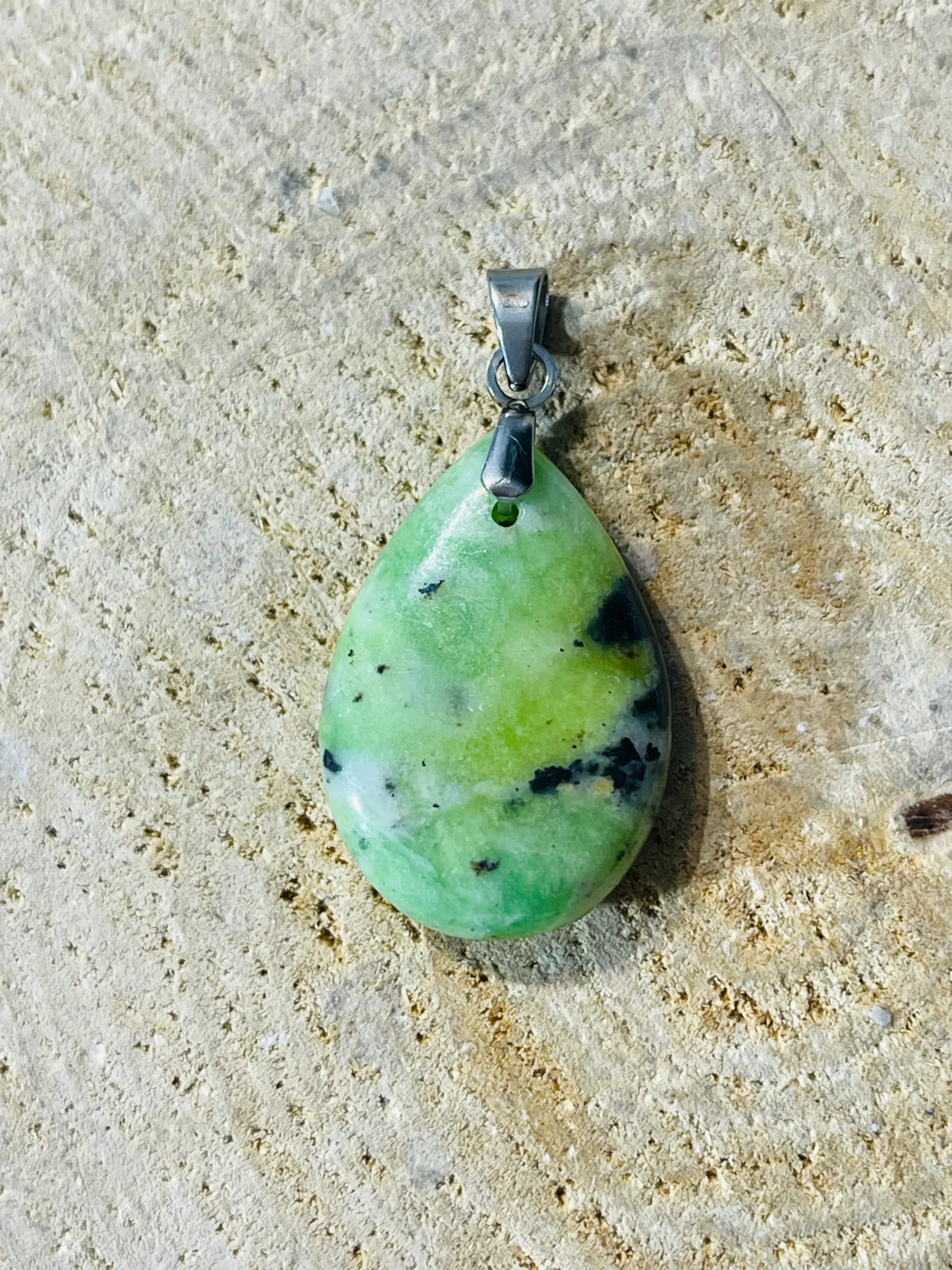 Pendentif en Serpentine d’Australie cabochon au choix – Image 6