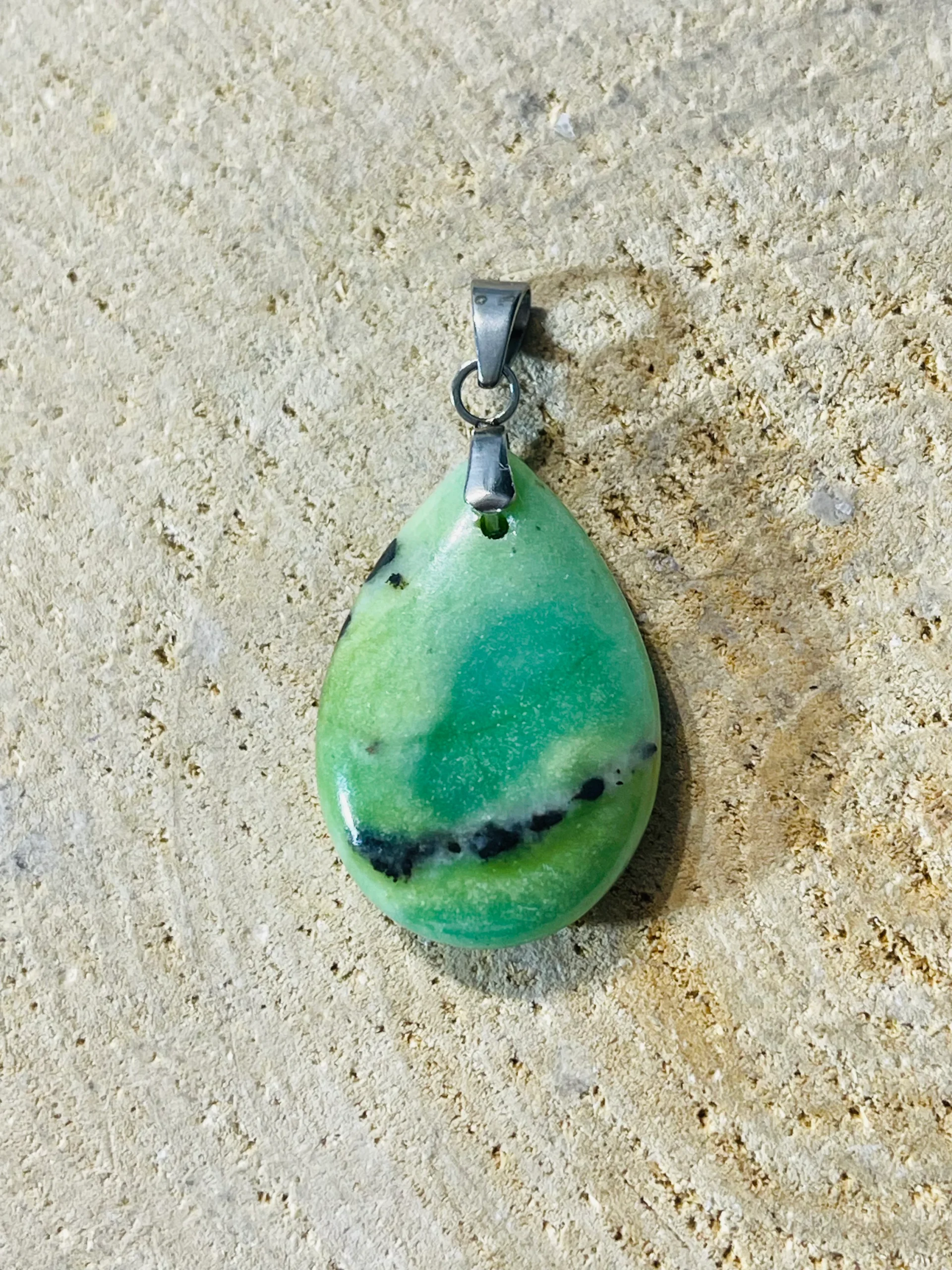 Pendentif en Serpentine d’Australie cabochon au choix – Image 7