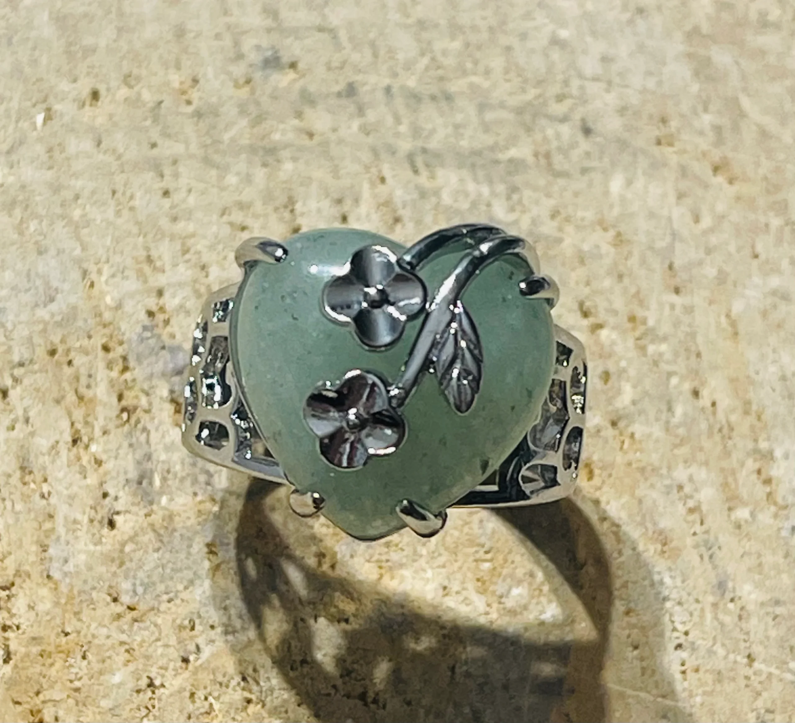 Bague Coeur en Aventurine verte, Taille 54-59 (réglable)