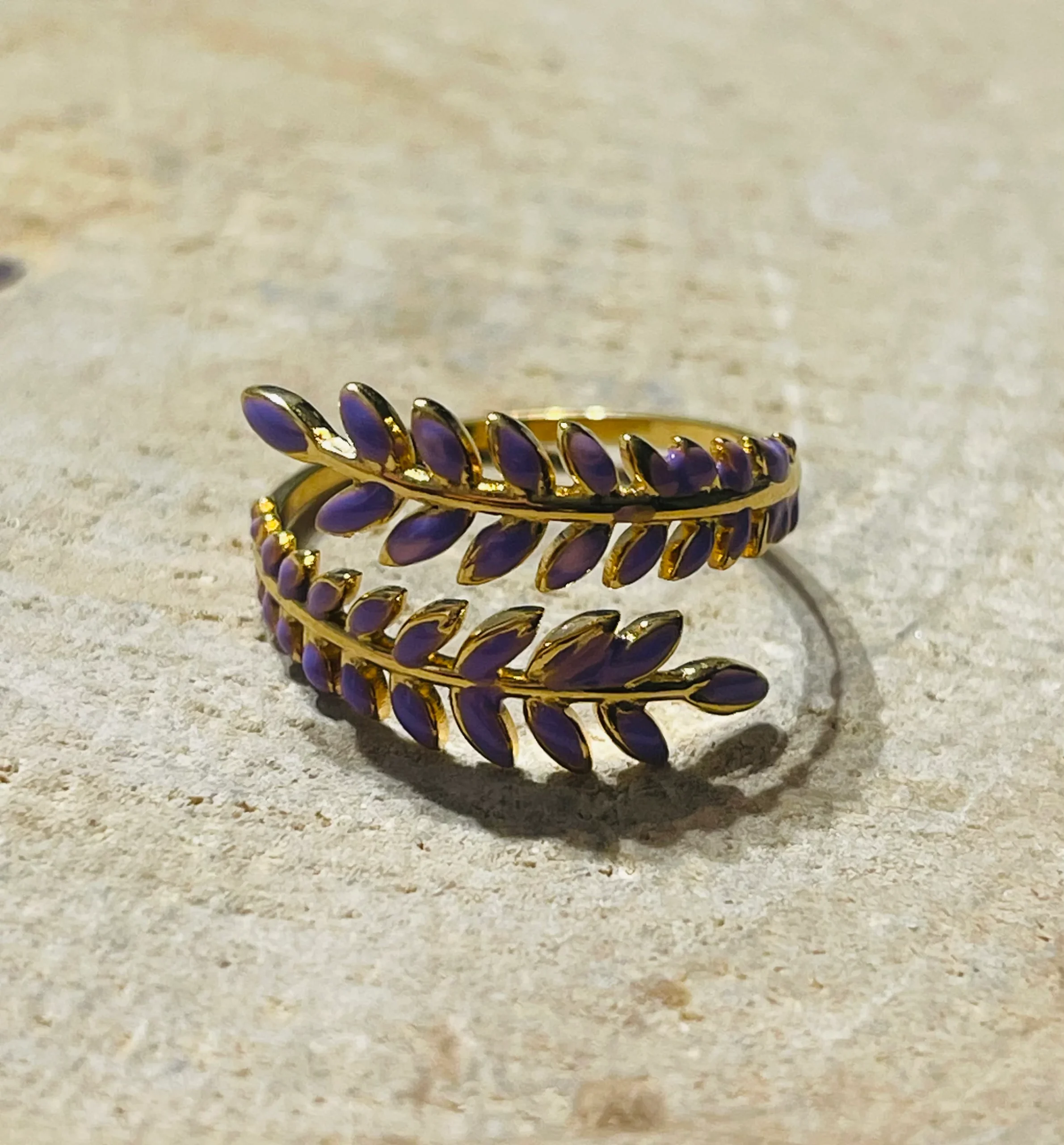 Bague feuille violette, taille réglable – Image 2