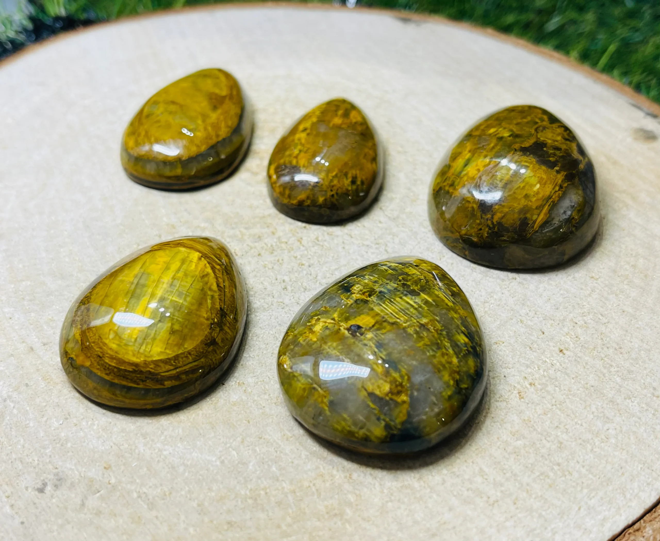 Piétersite cabochon – Image 3