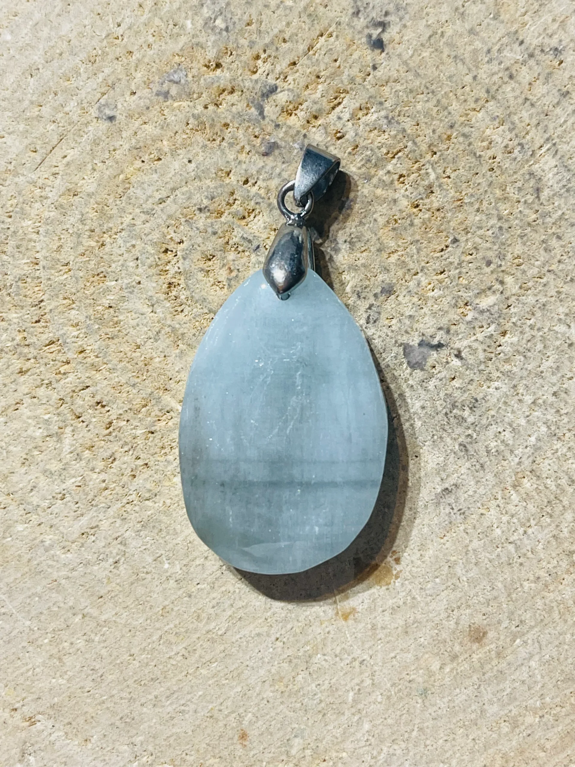 Pendentifs en pierre naturelle Aigue marine au choix – Image 8