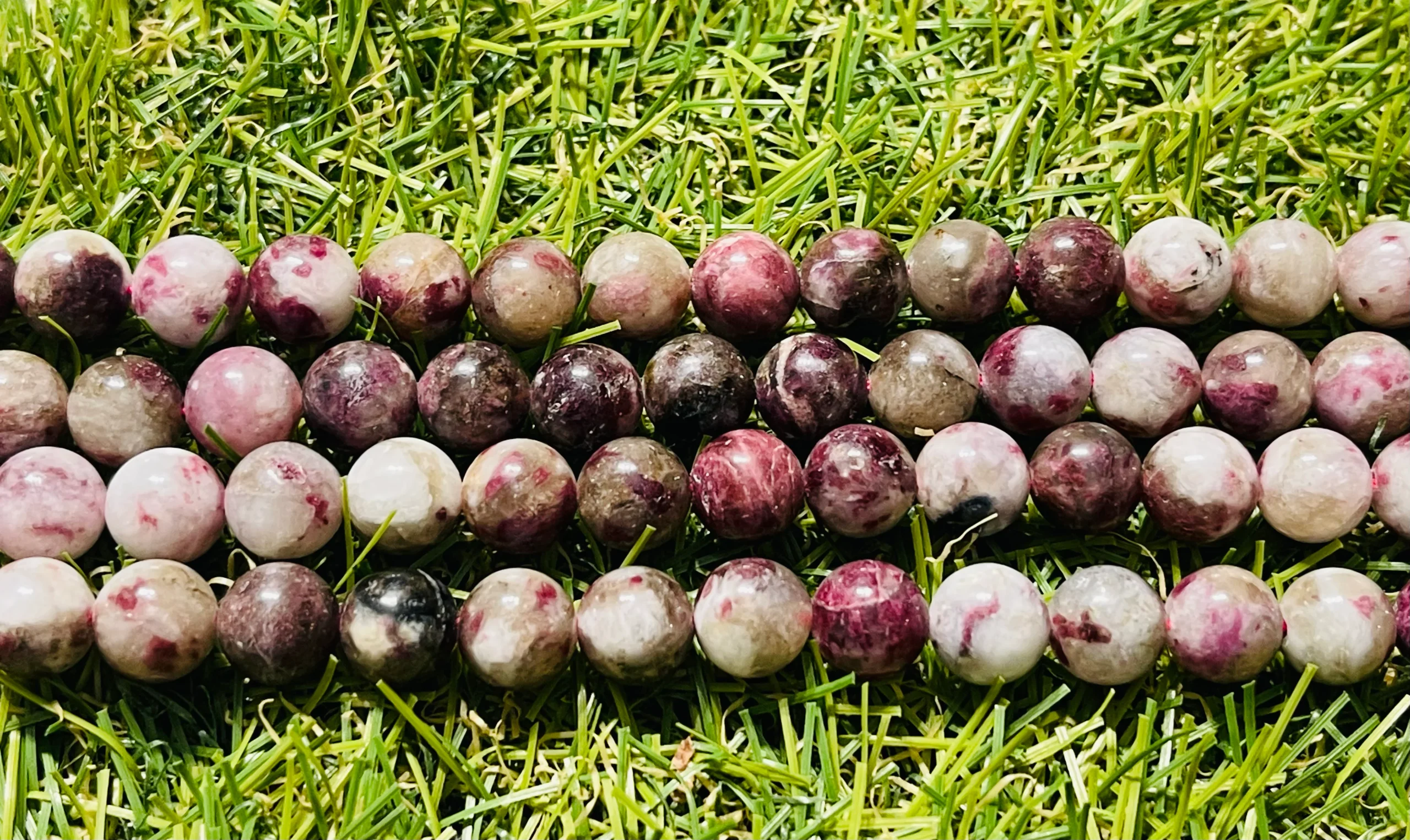 Perles naturelles en Tourmaline Fleur de prunier en 8 mm – Image 2