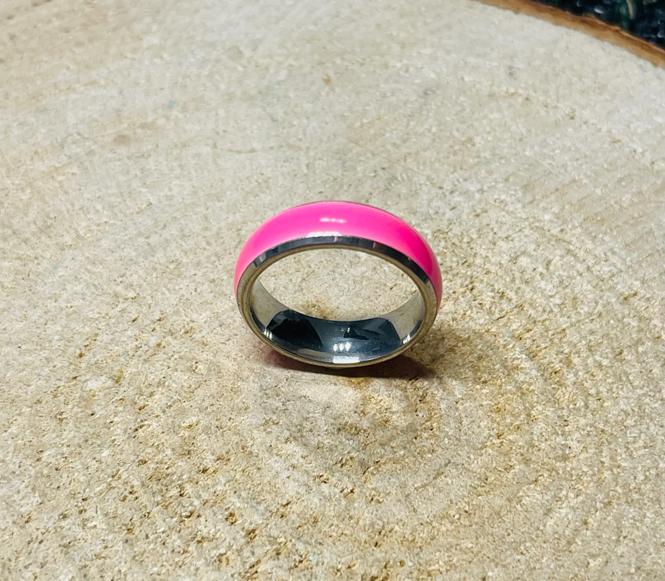 Bague phosphorescente rose en Acier, taille 53 – Image 3