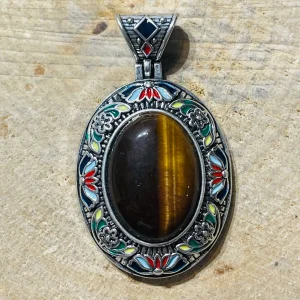 Pendentif en Oeil de tigre et en émaux