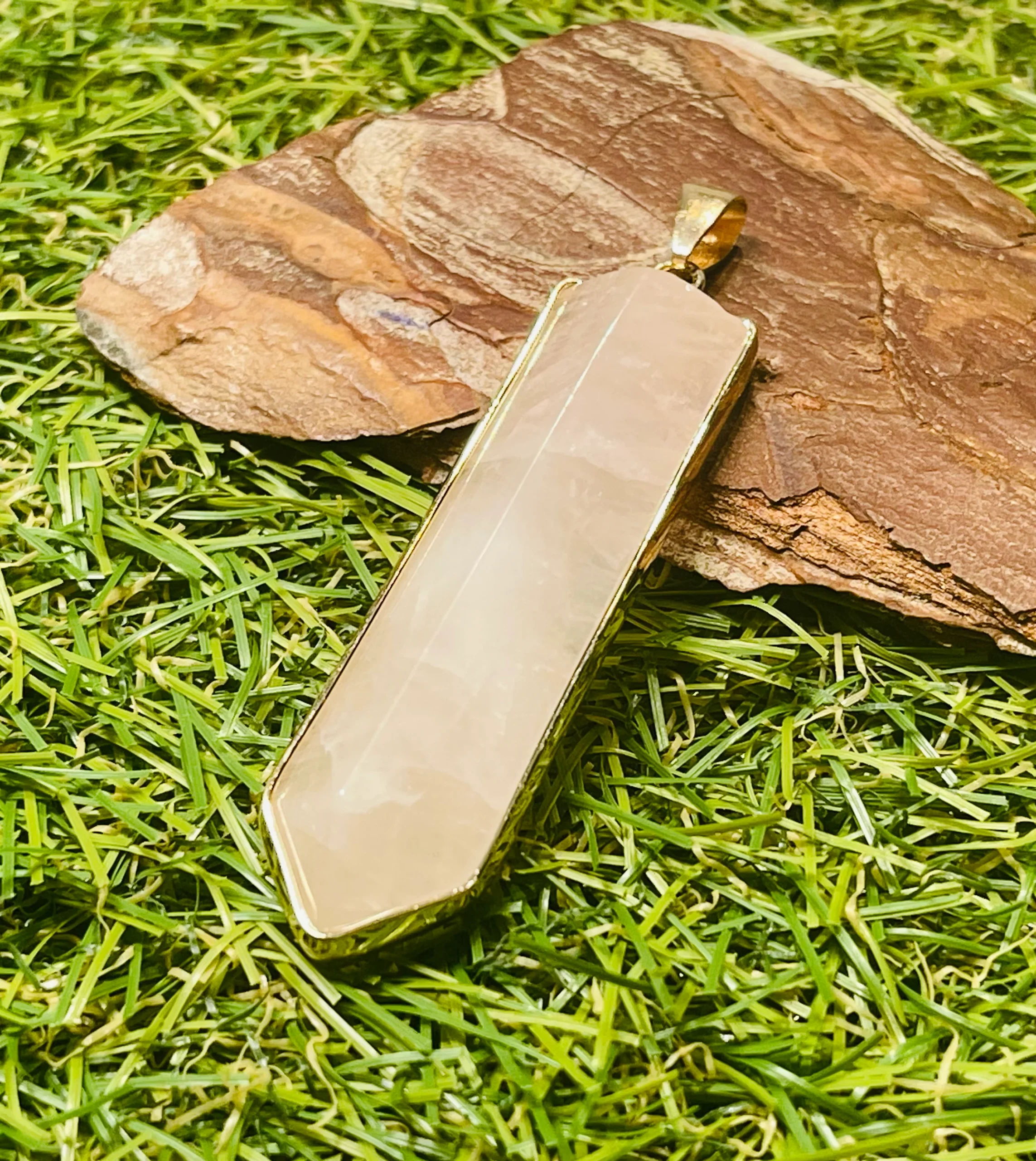 Pendentif en Quartz rose facetté – Image 3