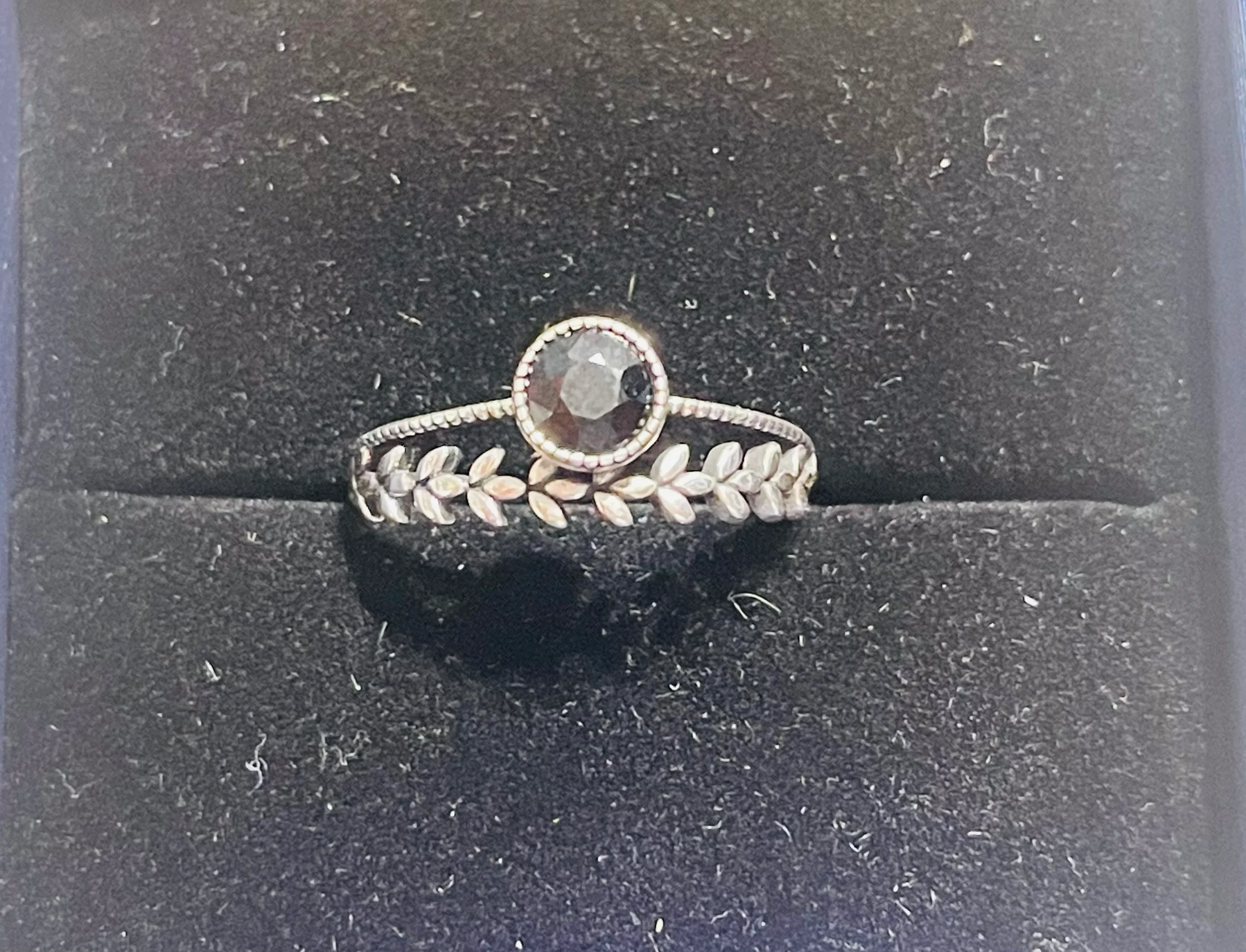 Bague en Argent 925 sertie d’un Spinelle , Taille réglable