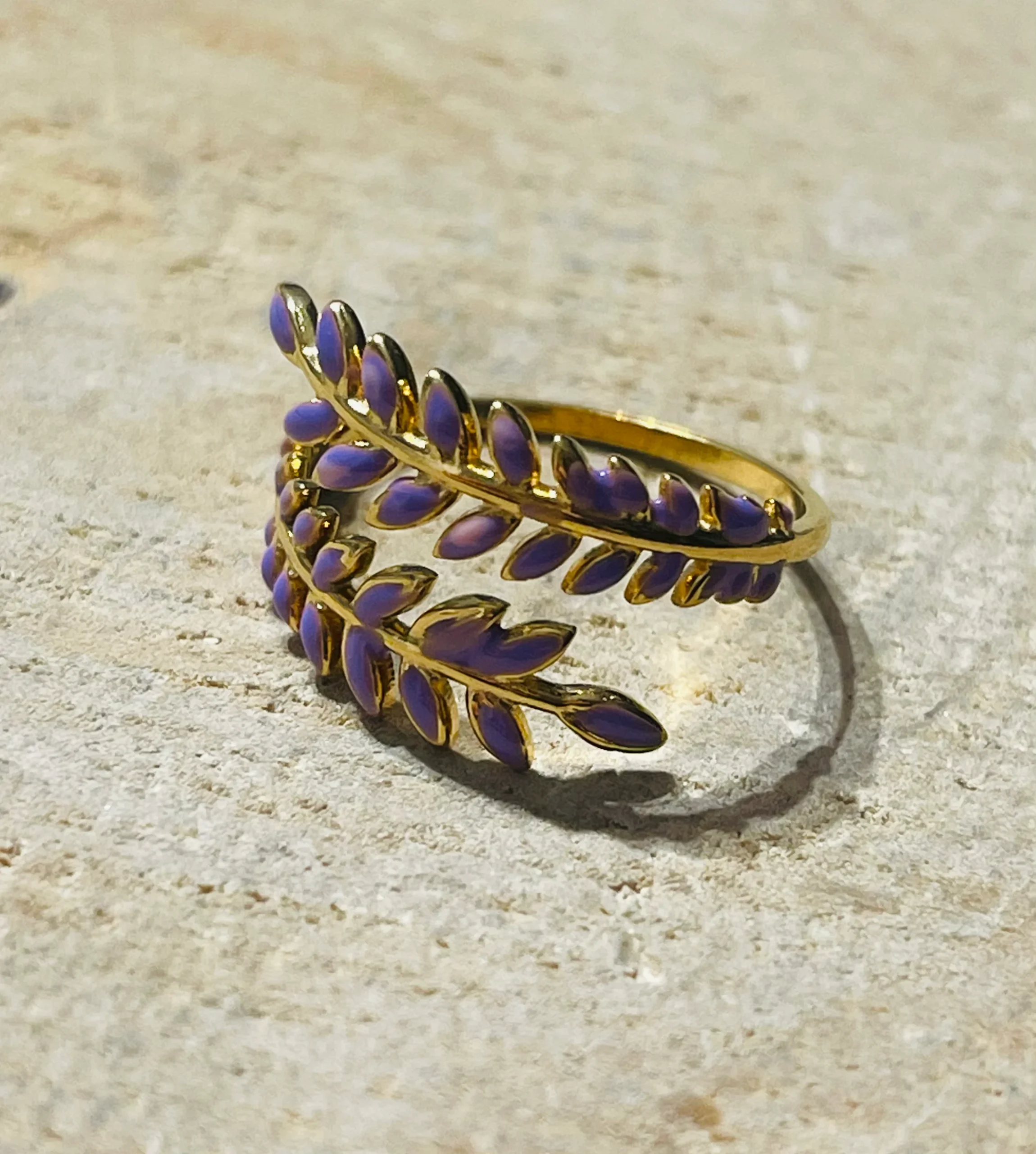 Bague feuille violette, taille réglable – Image 3