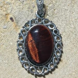 Pendentif en Oeil de Taureau