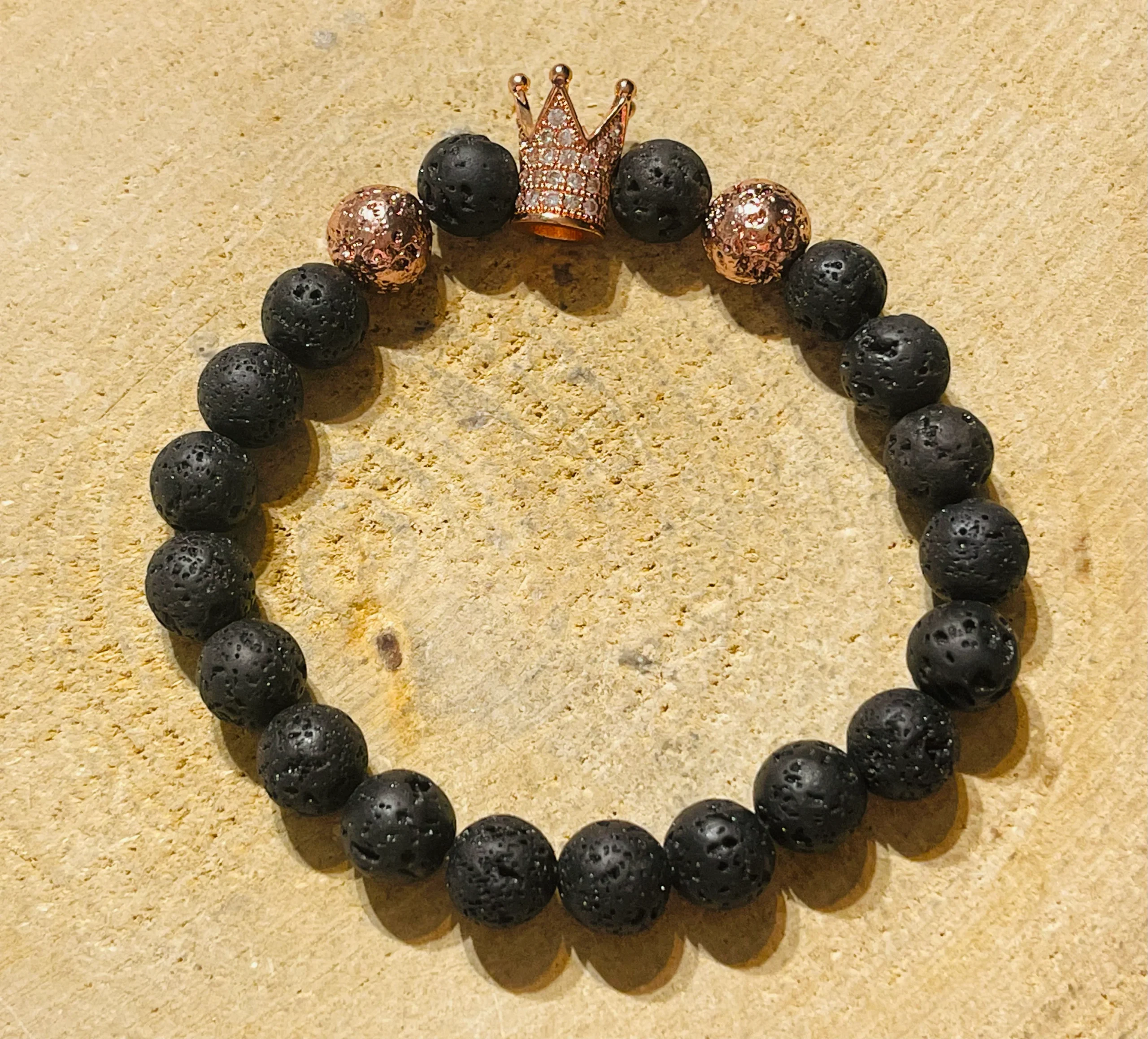 Lot de 5 Bracelets en perles naturelles en Pierre de Lave et couronne diamants Cz (11)