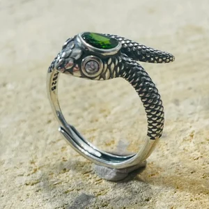 Bague Serpent en Argent 925 sertie d’une Diopside, Taille 57-60 (réglable)