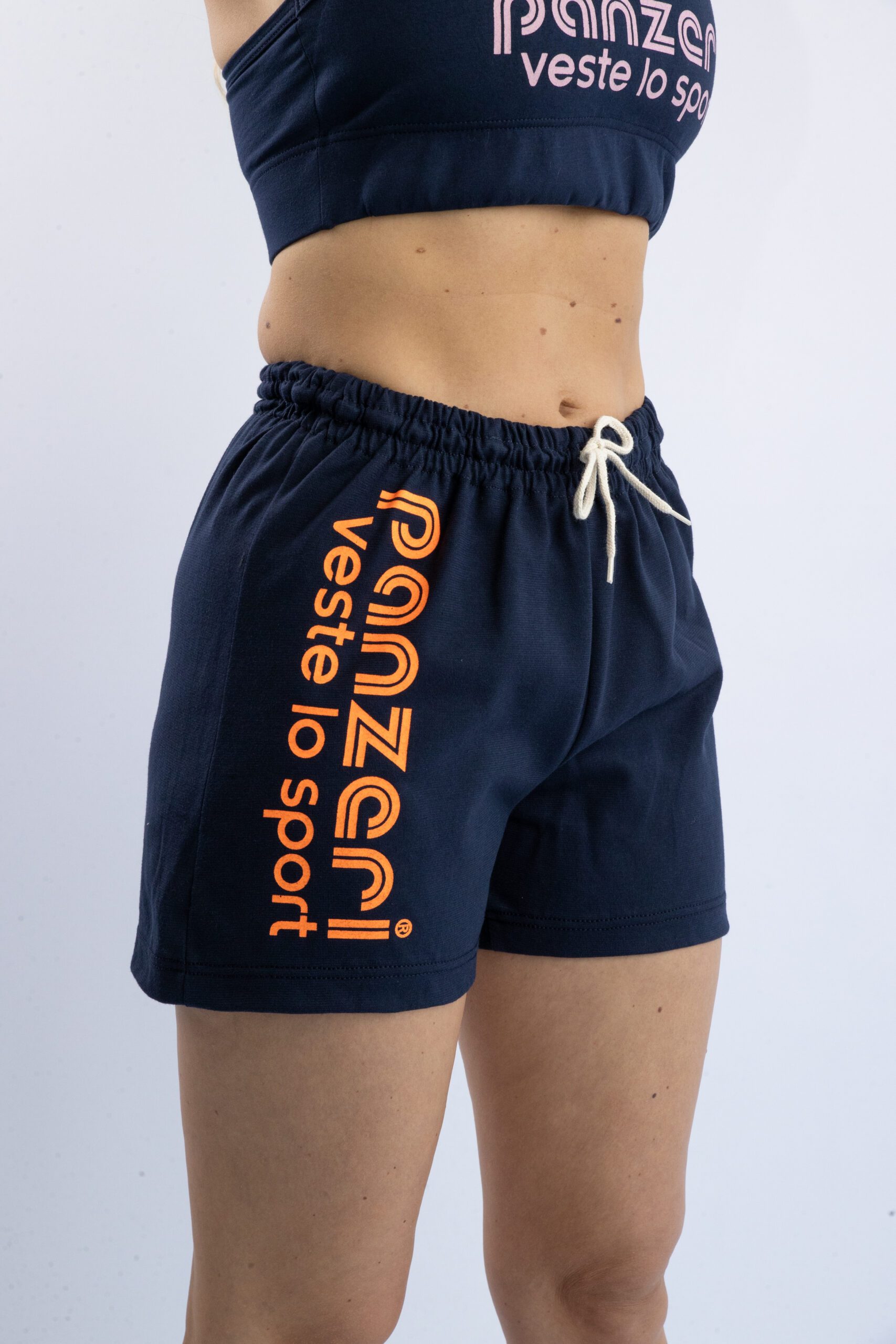 Short Femme – Uni A – Bleu Marine / Orange Fluo