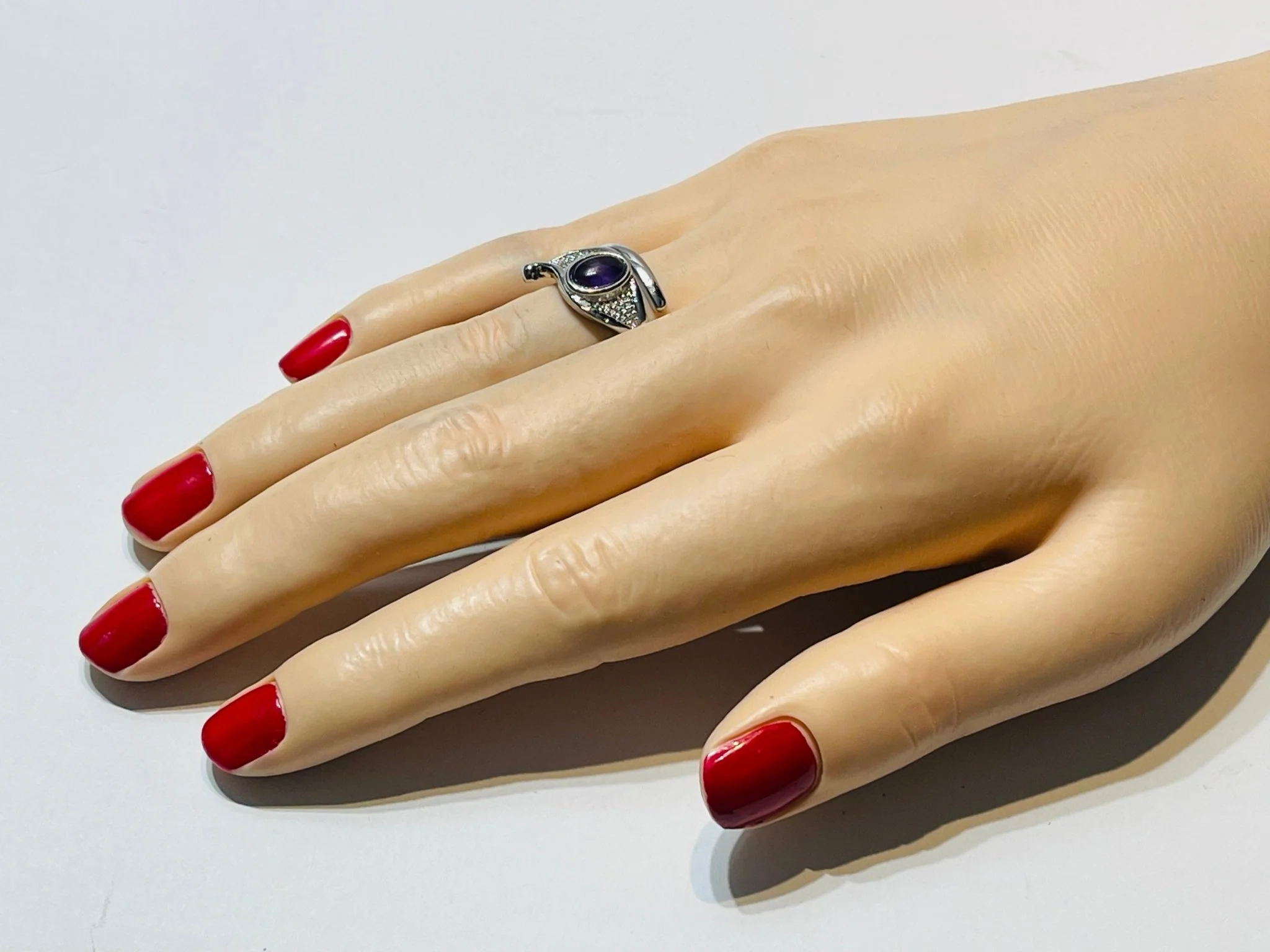 Bague en Oeil d' Horus sertie d'une Améthyste, taille réglable – Image 4