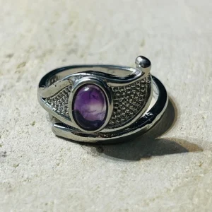 Bague en Oeil d' Horus sertie d'une Améthyste, taille réglable