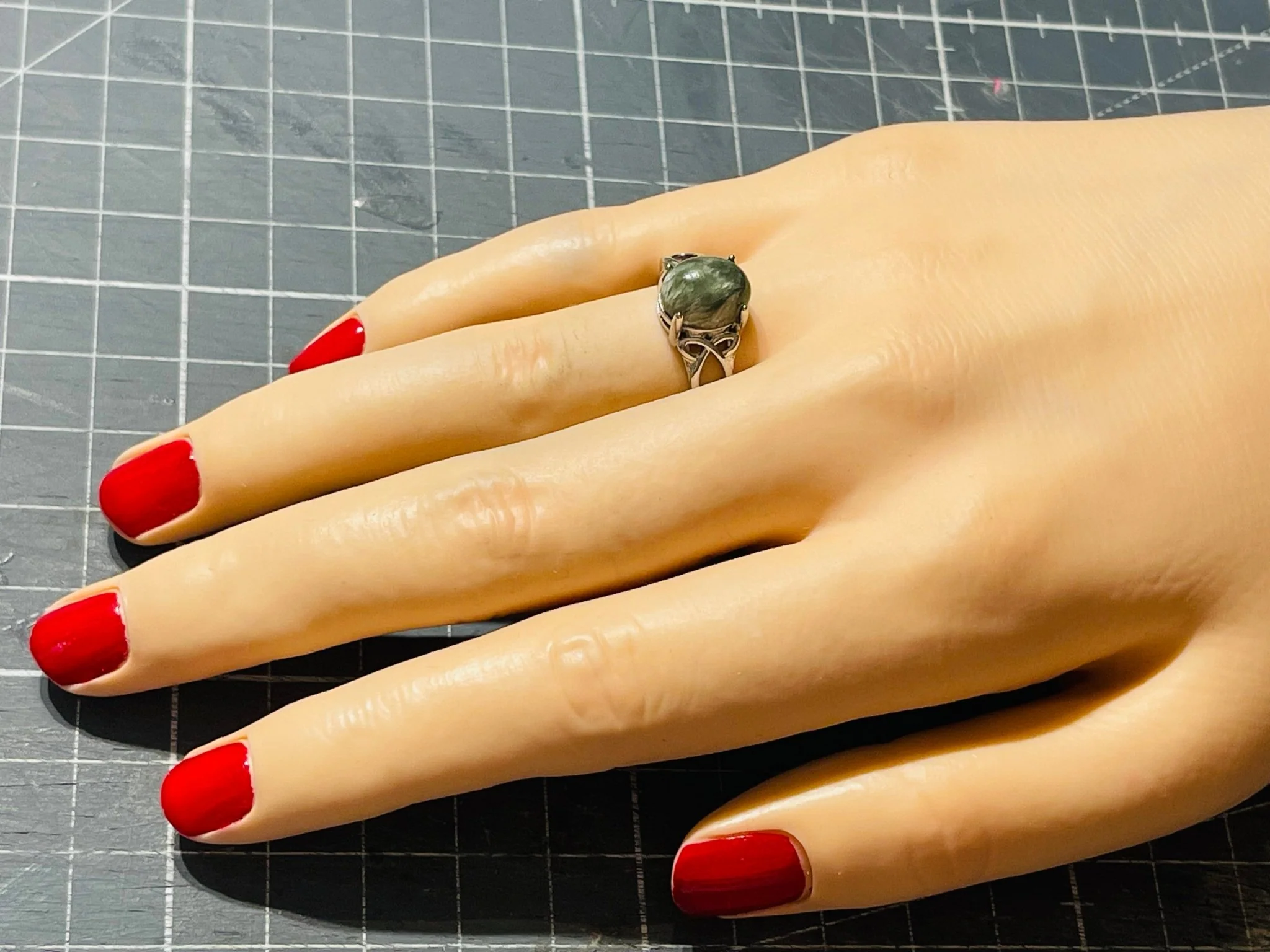 Bague en Séraphinite, Taille réglable – Image 3