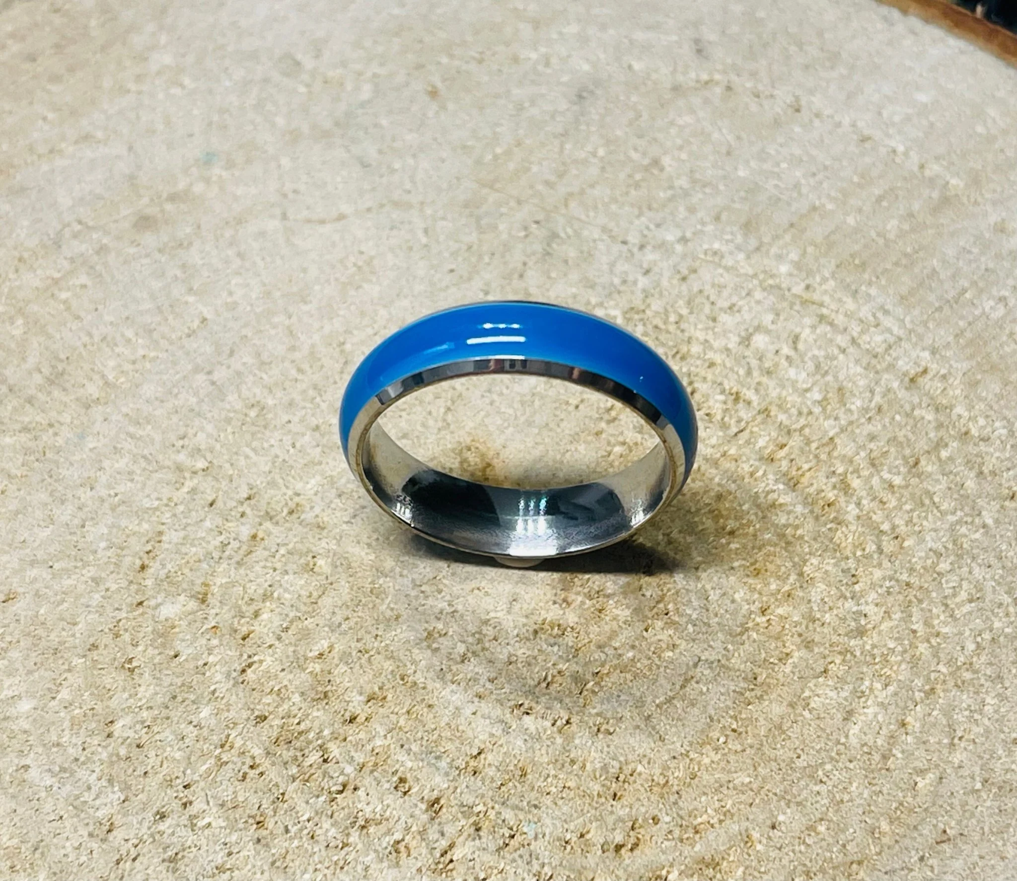 Bague phosphorescente bleue en Acier, taille 54 – Image 4