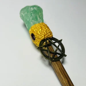 Baguette magique de sorcière en Fluorite verte brute