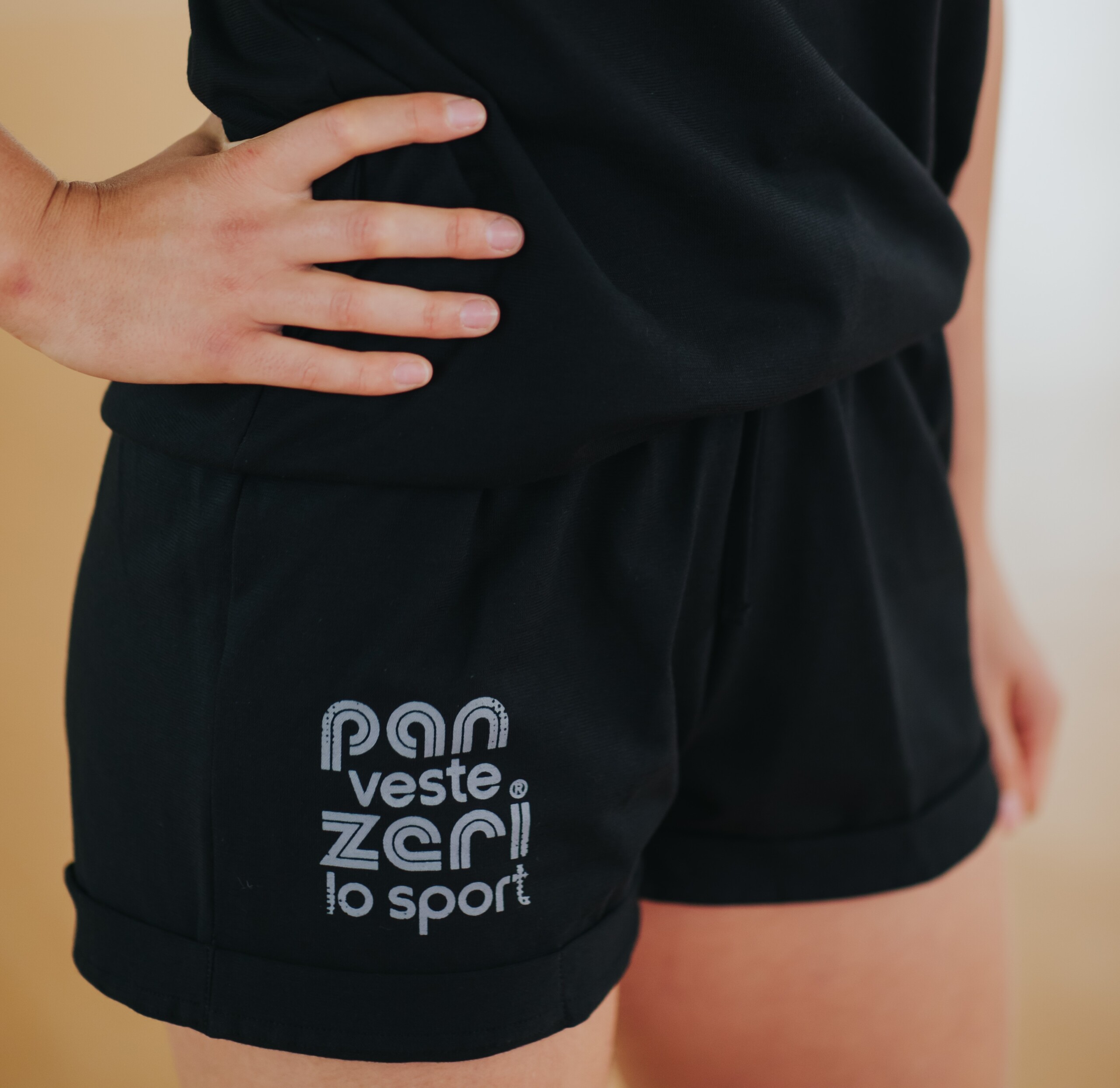 Short Femme – Fun S – Noir / Gris – Image 2