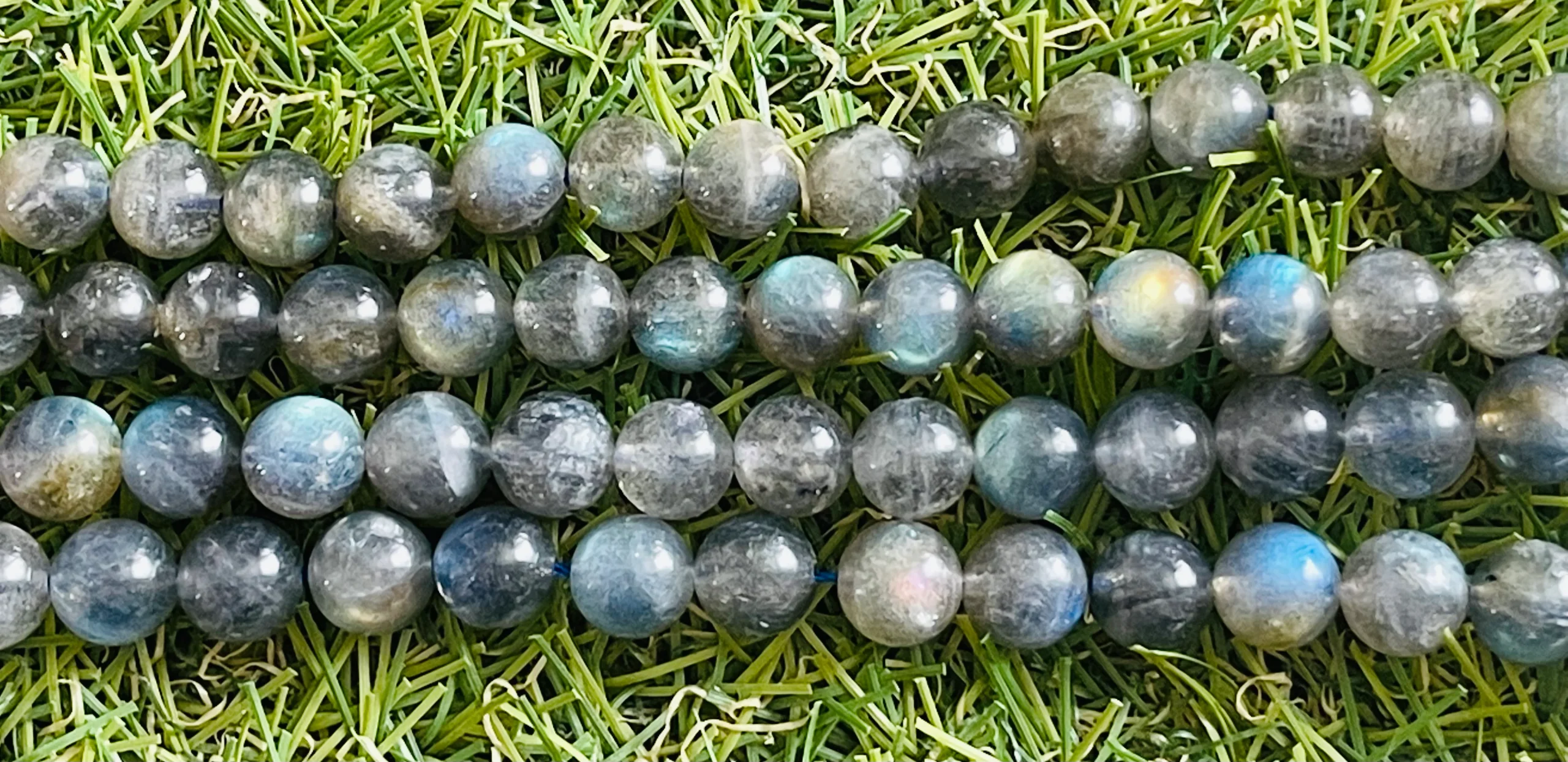 Perles en pierre naturelle en Labradorite en 8 mm – Image 3