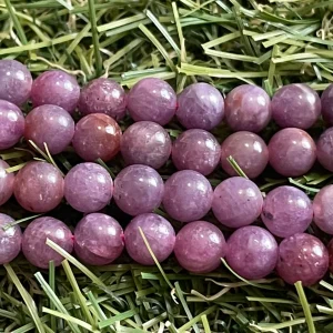 Perles naturelles en Rubis en 6 mm (lot de 10 perles)