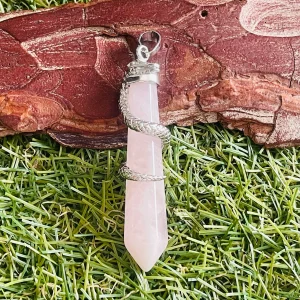 Pendentif en Quartz rose en forme de serpent