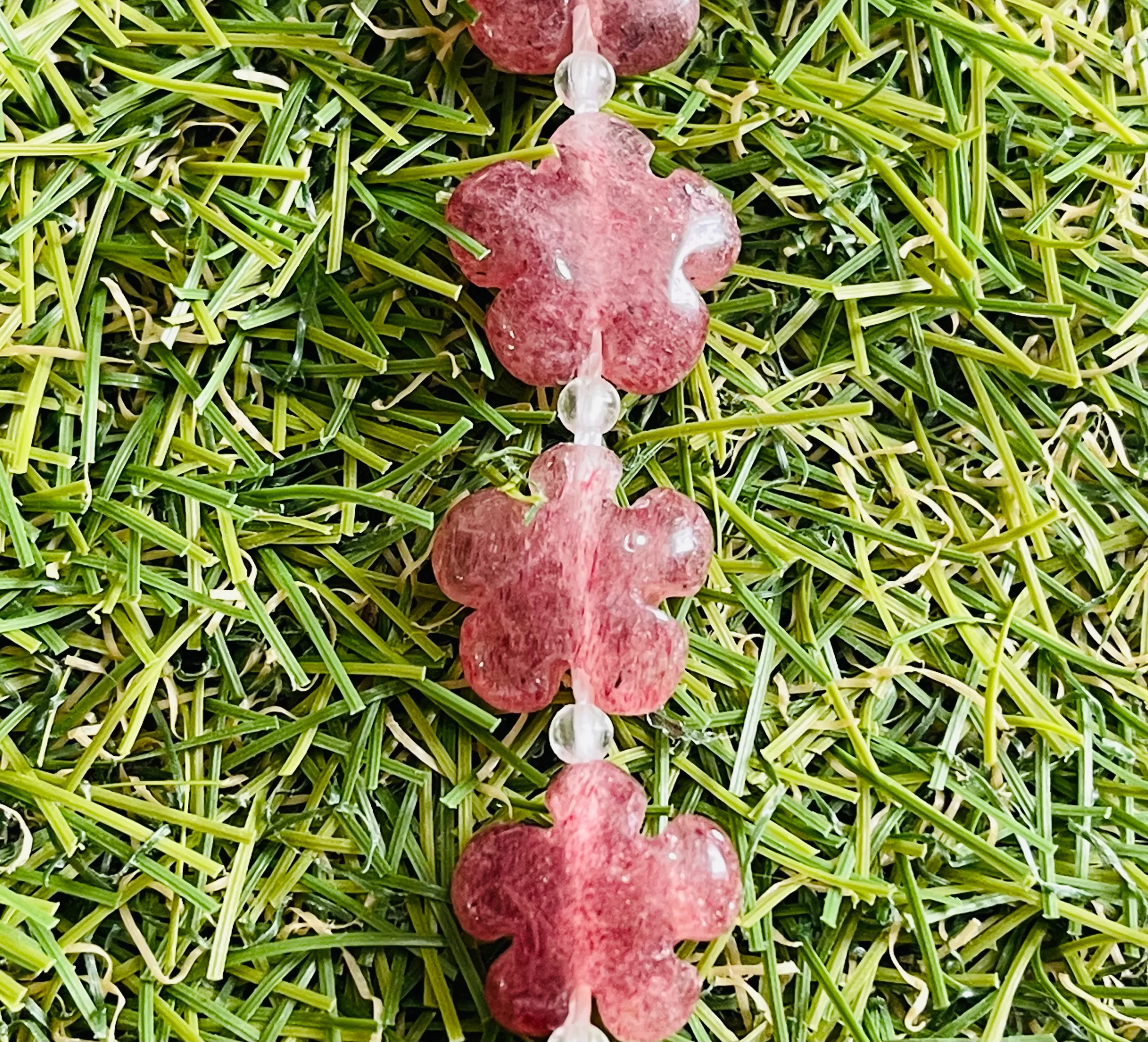 Lot de 5 perles naturelles Fleur en Quartz Fraise