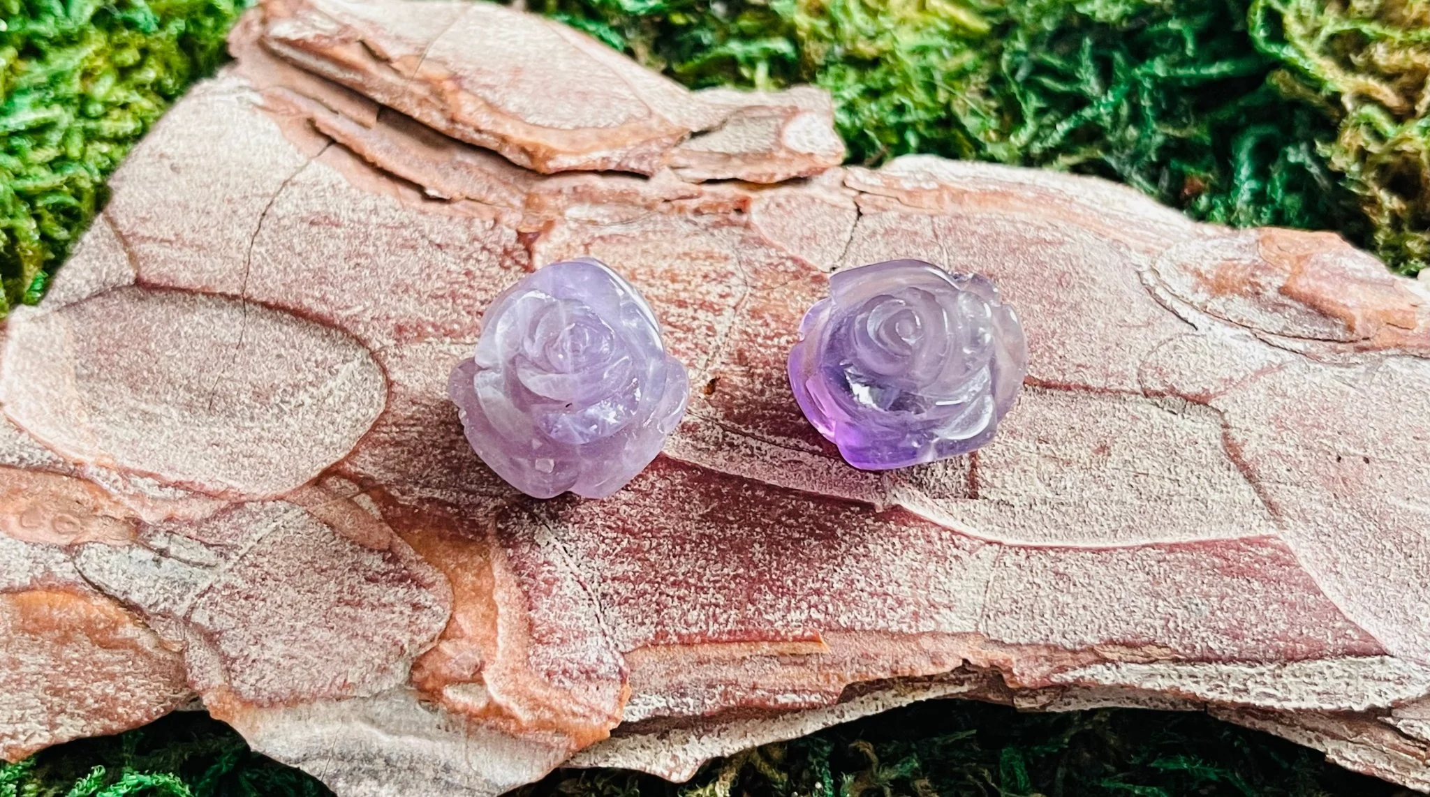 Lot de 2 Perles naturelles en Améthyste en forme de fleur (14 mm) – Image 2