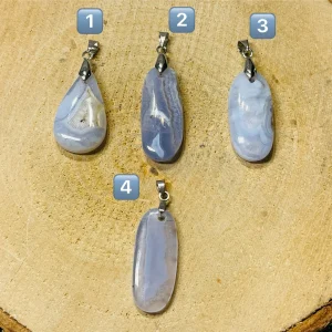 Pendentif en Calcédoine