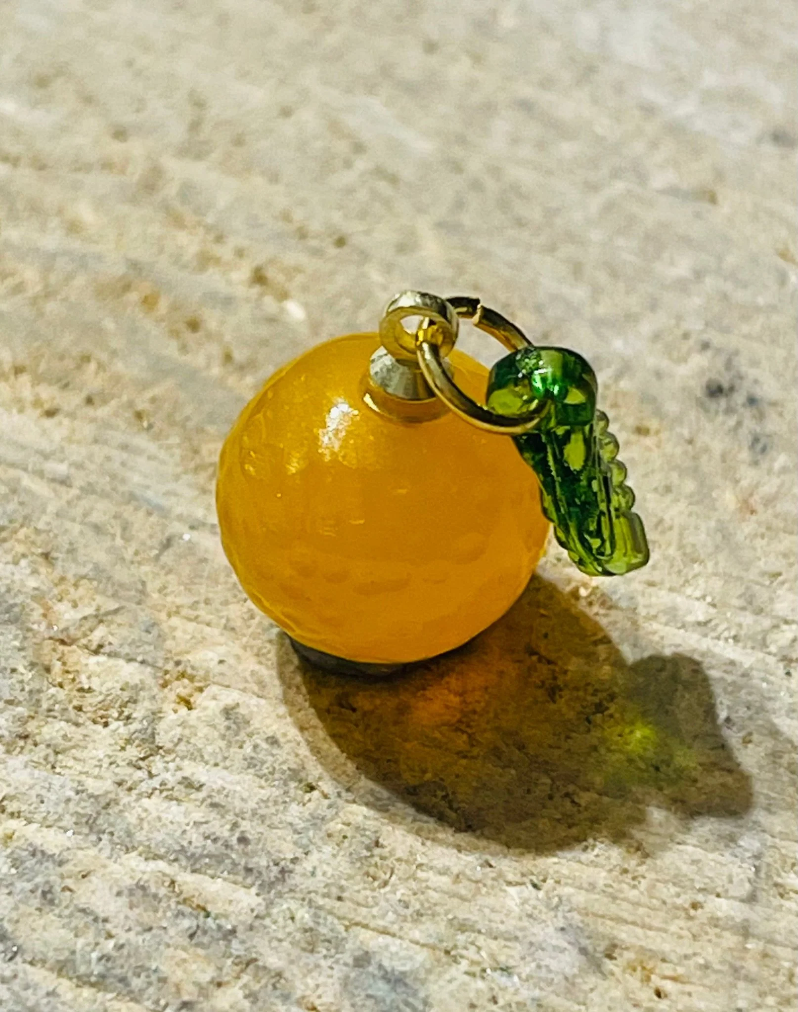 Pendentif en forme d'orange en Agate
