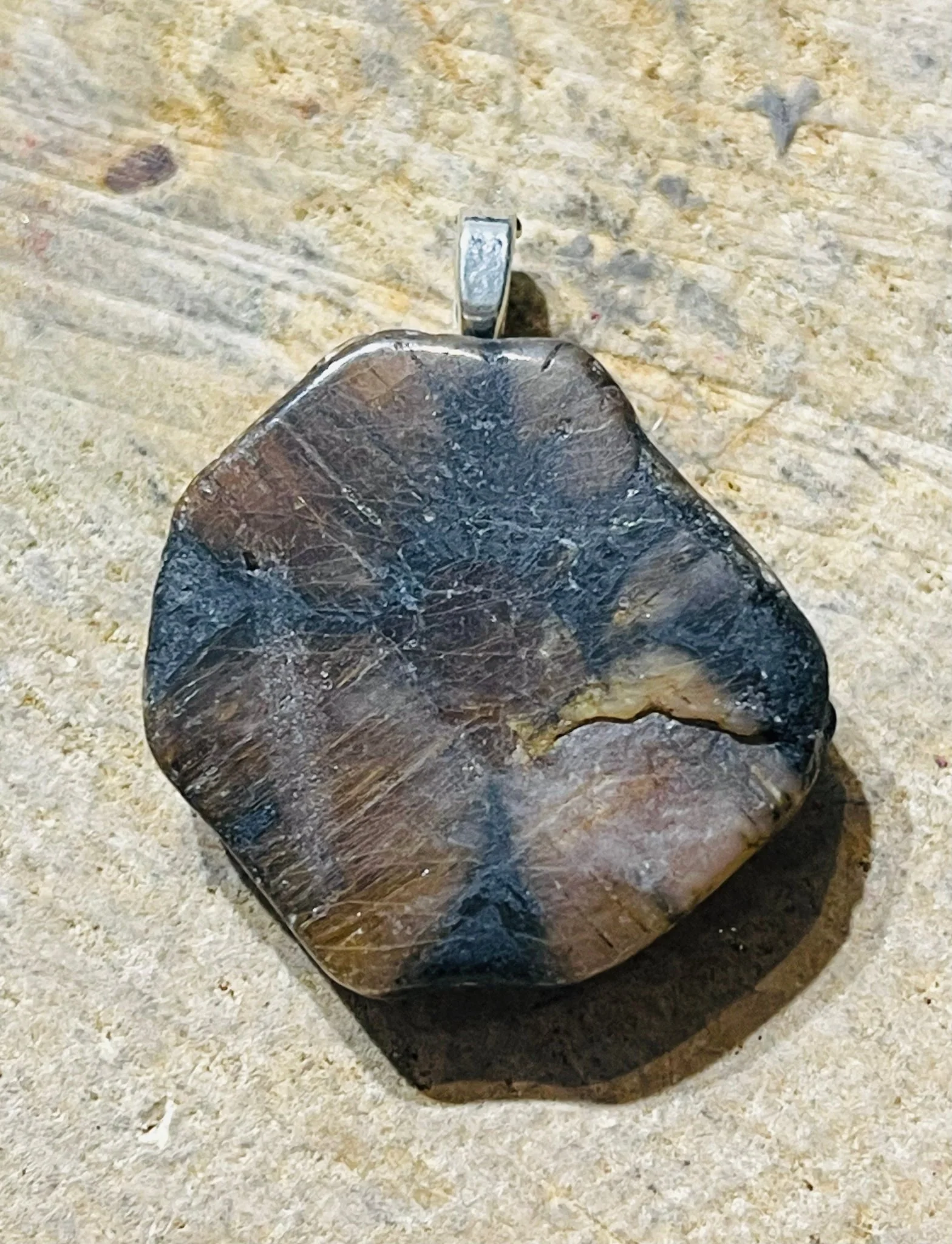 Pendentif en pierres naturelles Chiastolite (3) – Image 2