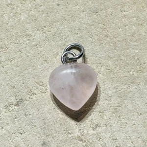 Pendentif en Quartz rose en forme de cœur