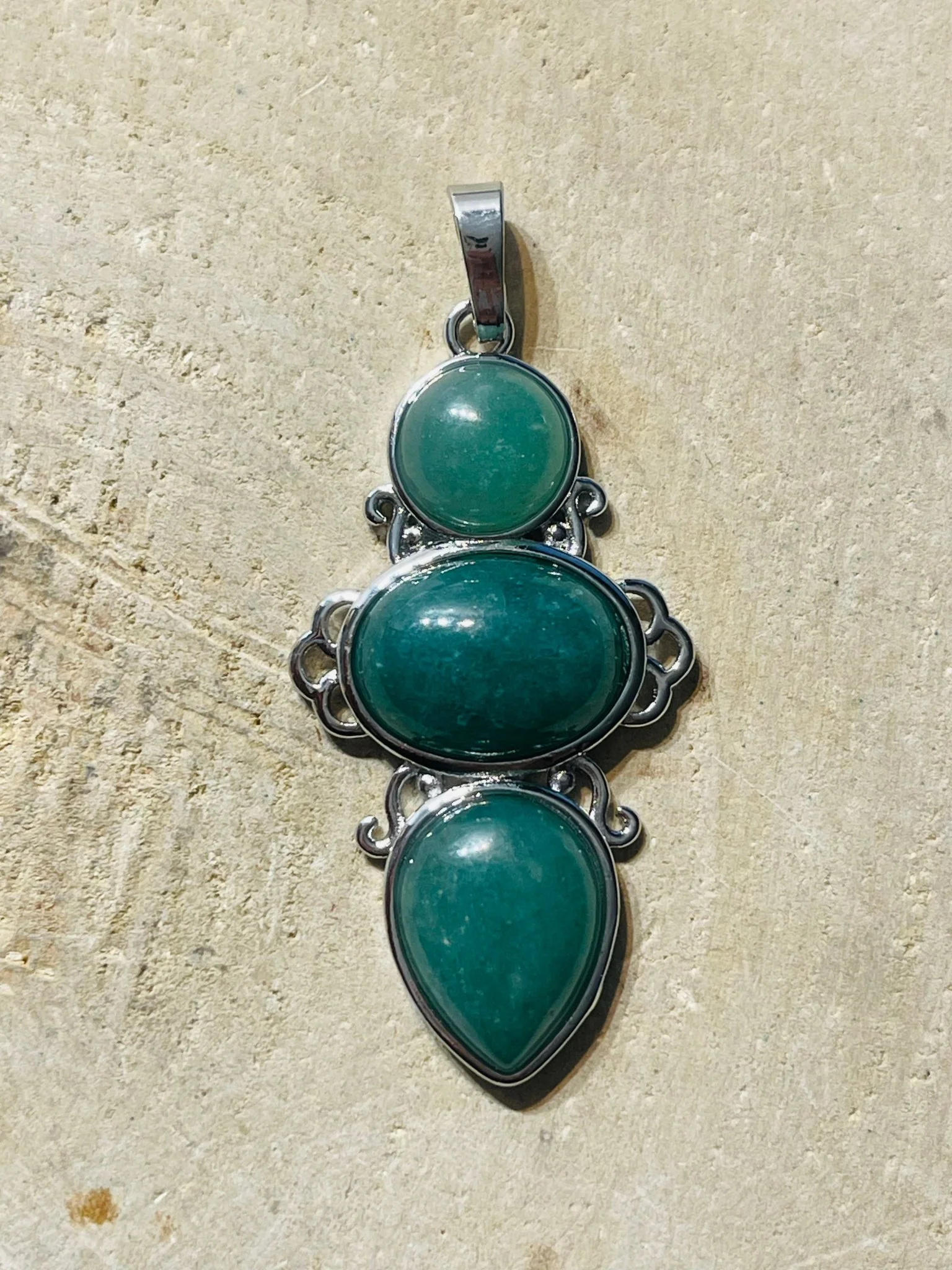 Pendentif fleur en Aventurine verte – Image 2