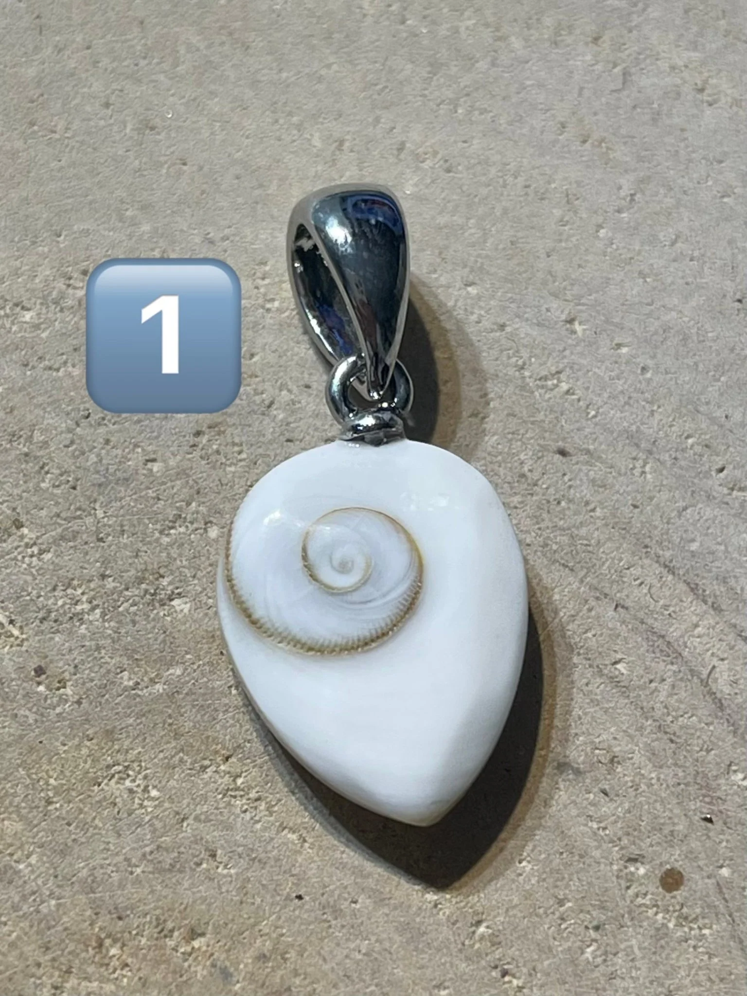 Pendentif serti d' œil de Sainte Lucie / Shiva – Image 3