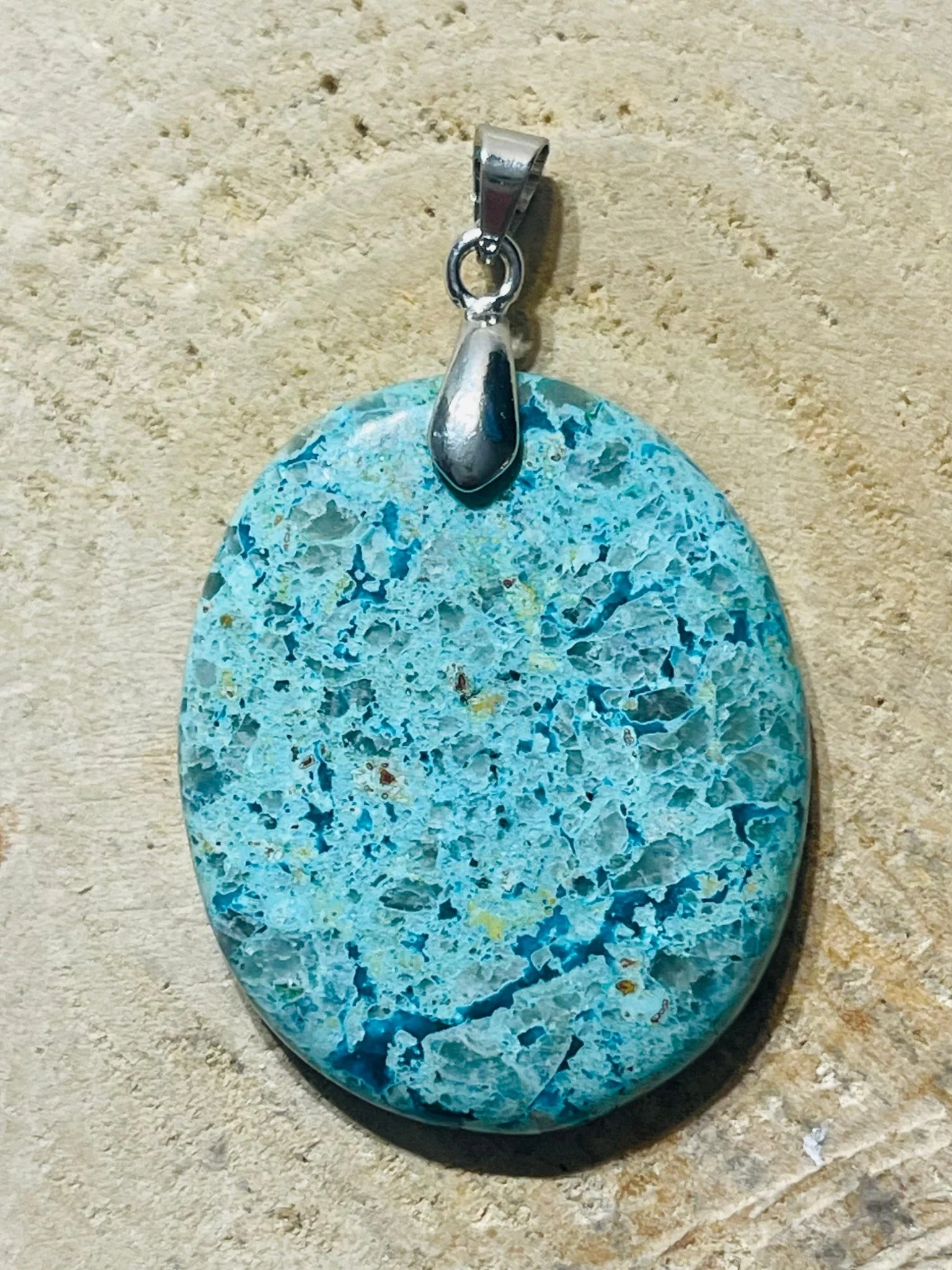 Pendentifs en Chrysocolle de Tanzanie au choix – Image 7