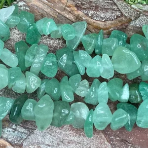 Perles en pierre naturelle chips / pépites en Aventurine verte 5-8 mm (fil de 80 cm)