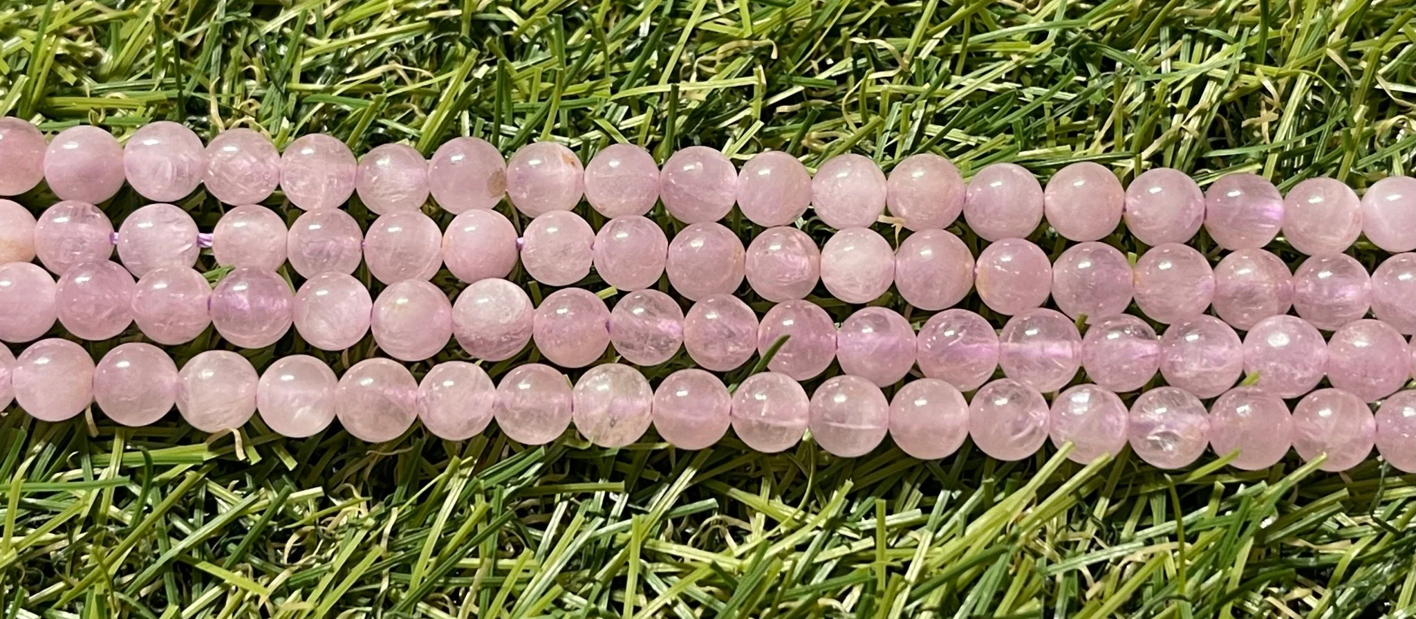 Perles naturelles en Kunzite en 8 mm