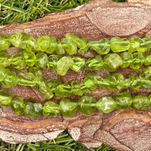 Perles naturelles en Péridot en Nuggets de 4 - 8 mm