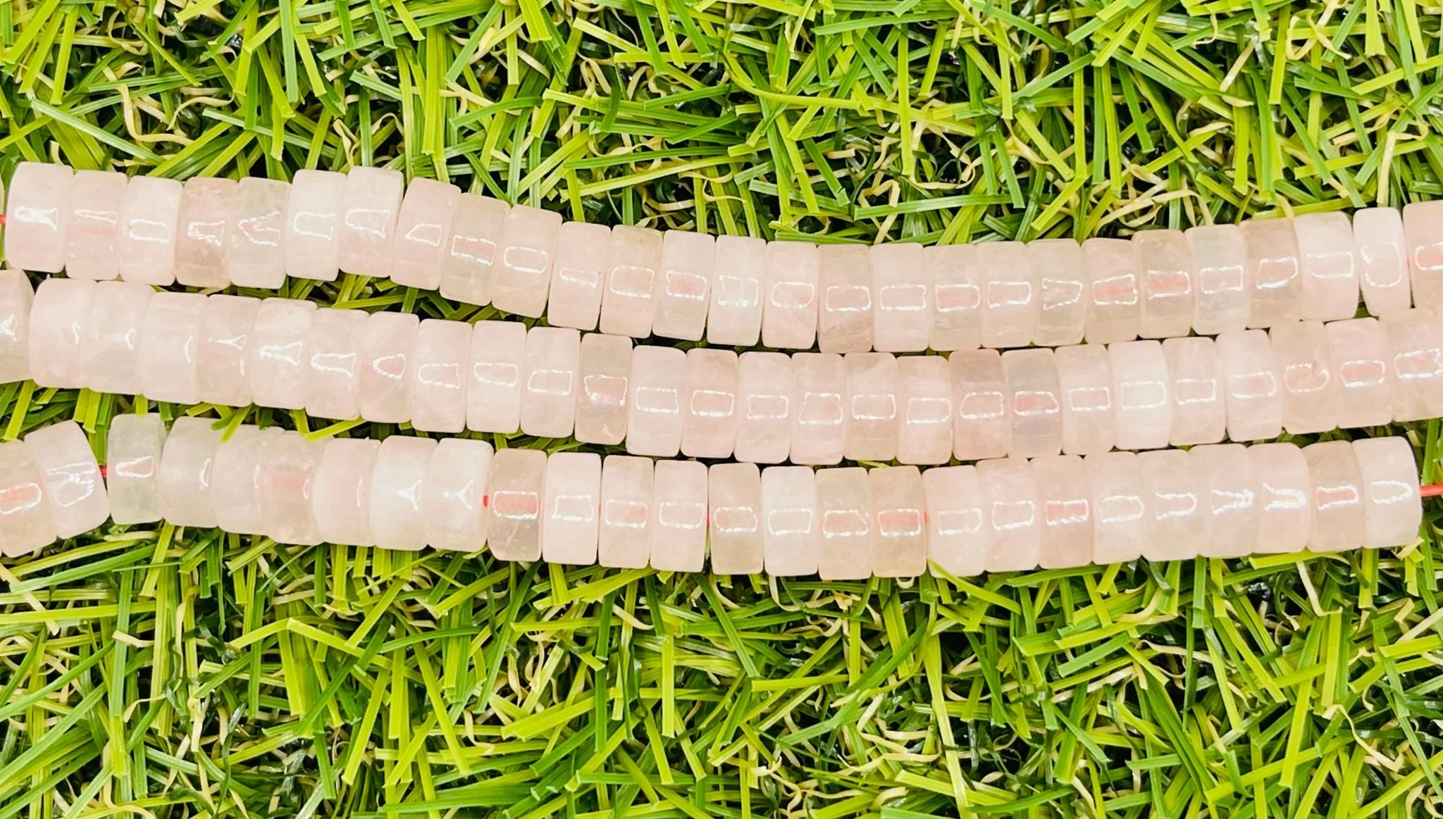 Perles naturelles Heishi en Quartz rose en 6 mm