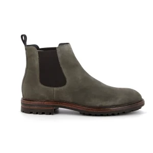 Chelsea boots greg